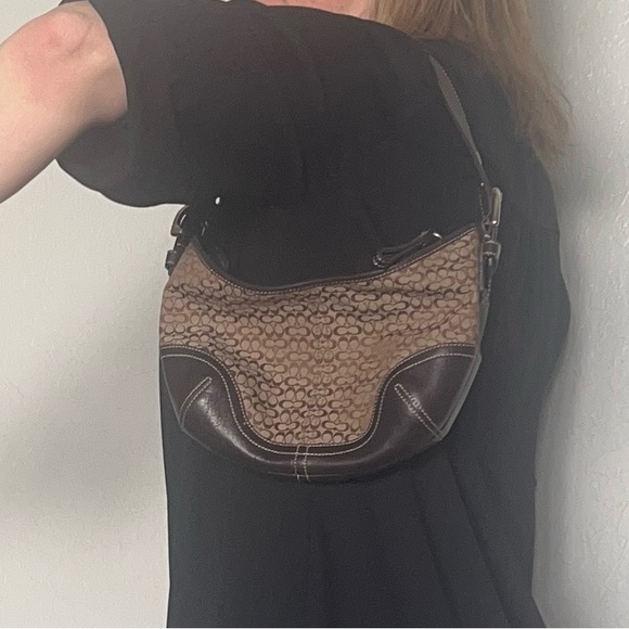 Coach Hobo bag, brown signature print with leather strap and trim. - Picture 8 of 12